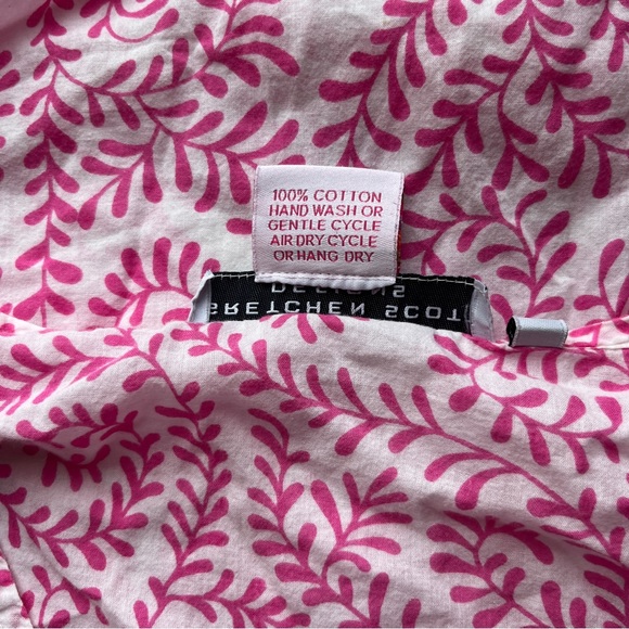 Flawed Gretchen Scott Cover Up 💕 - Picture 3 of 13